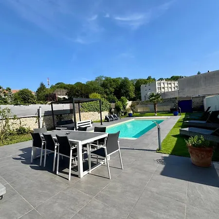 Villa Avec Piscine Chauffée Privée